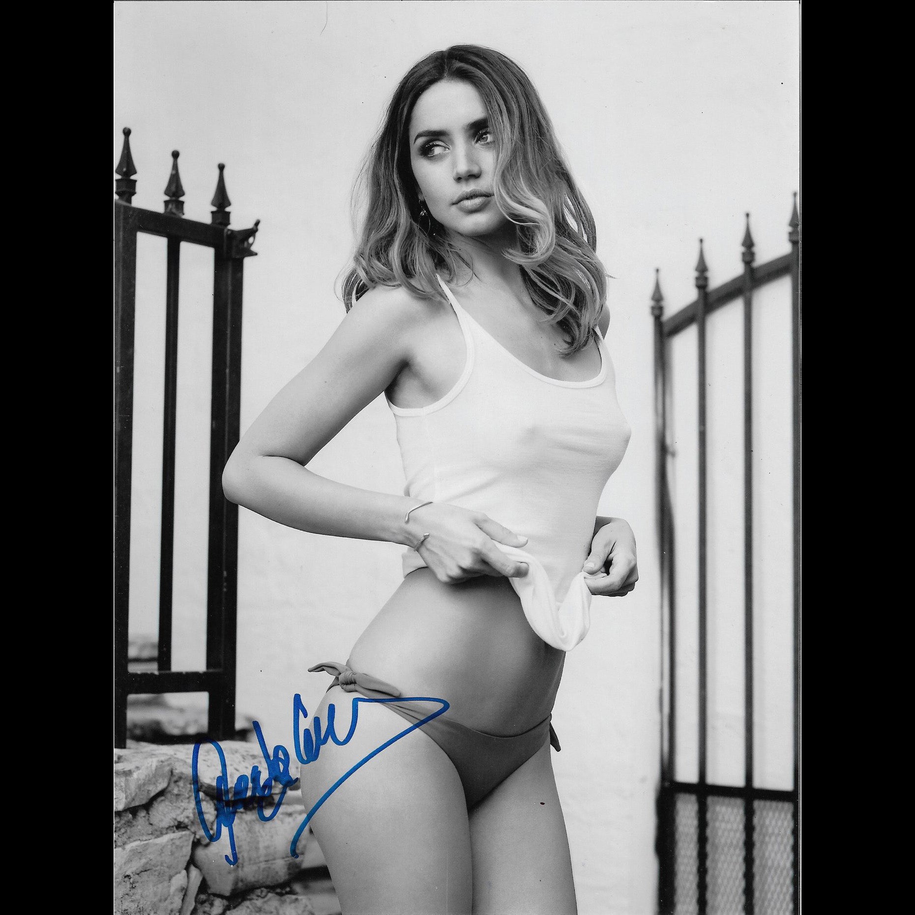 Ana DE ARMAS Fresh and French autographs Ana DE ARMAS Fresh and French autographs