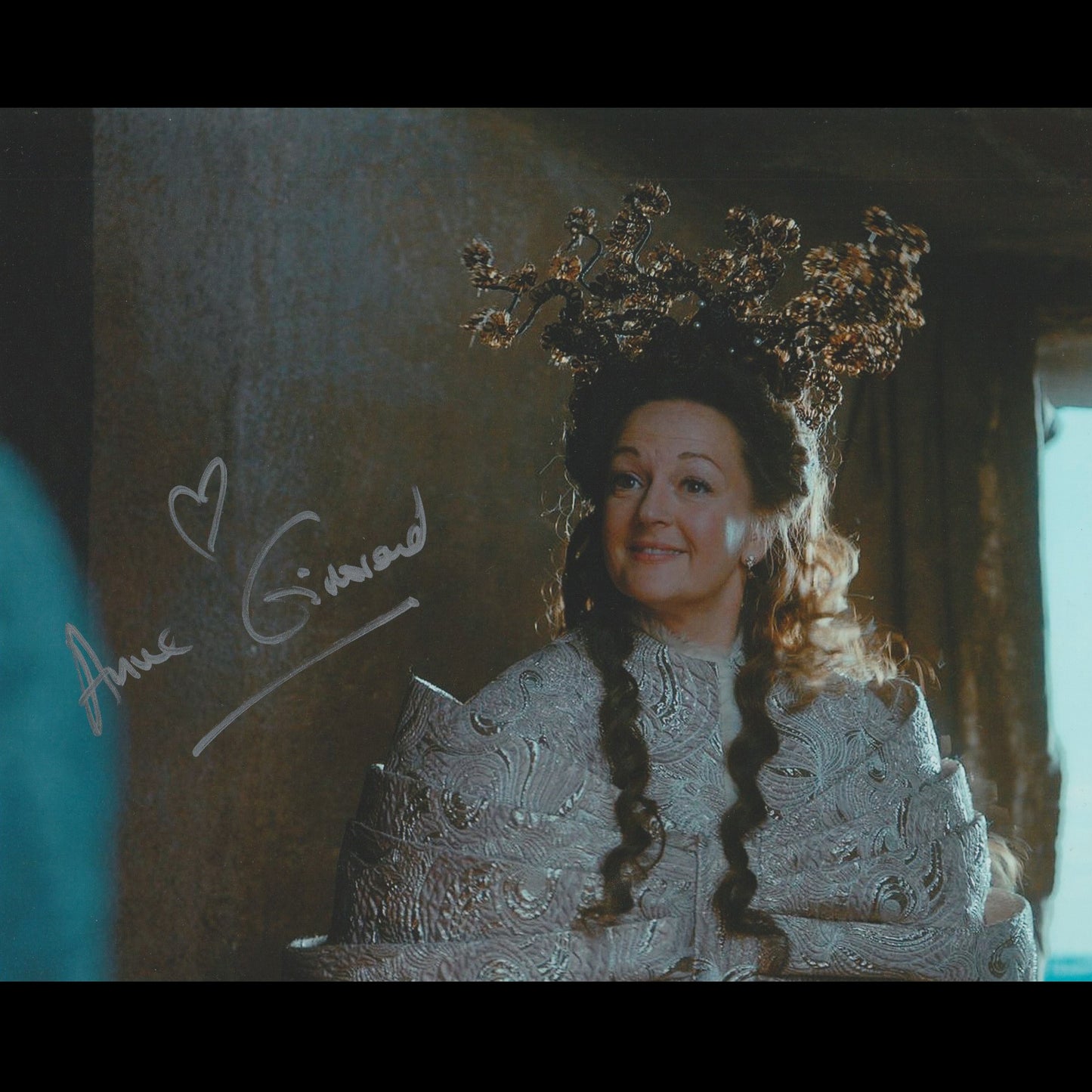 Anne GIROUARD (Kaamelott)