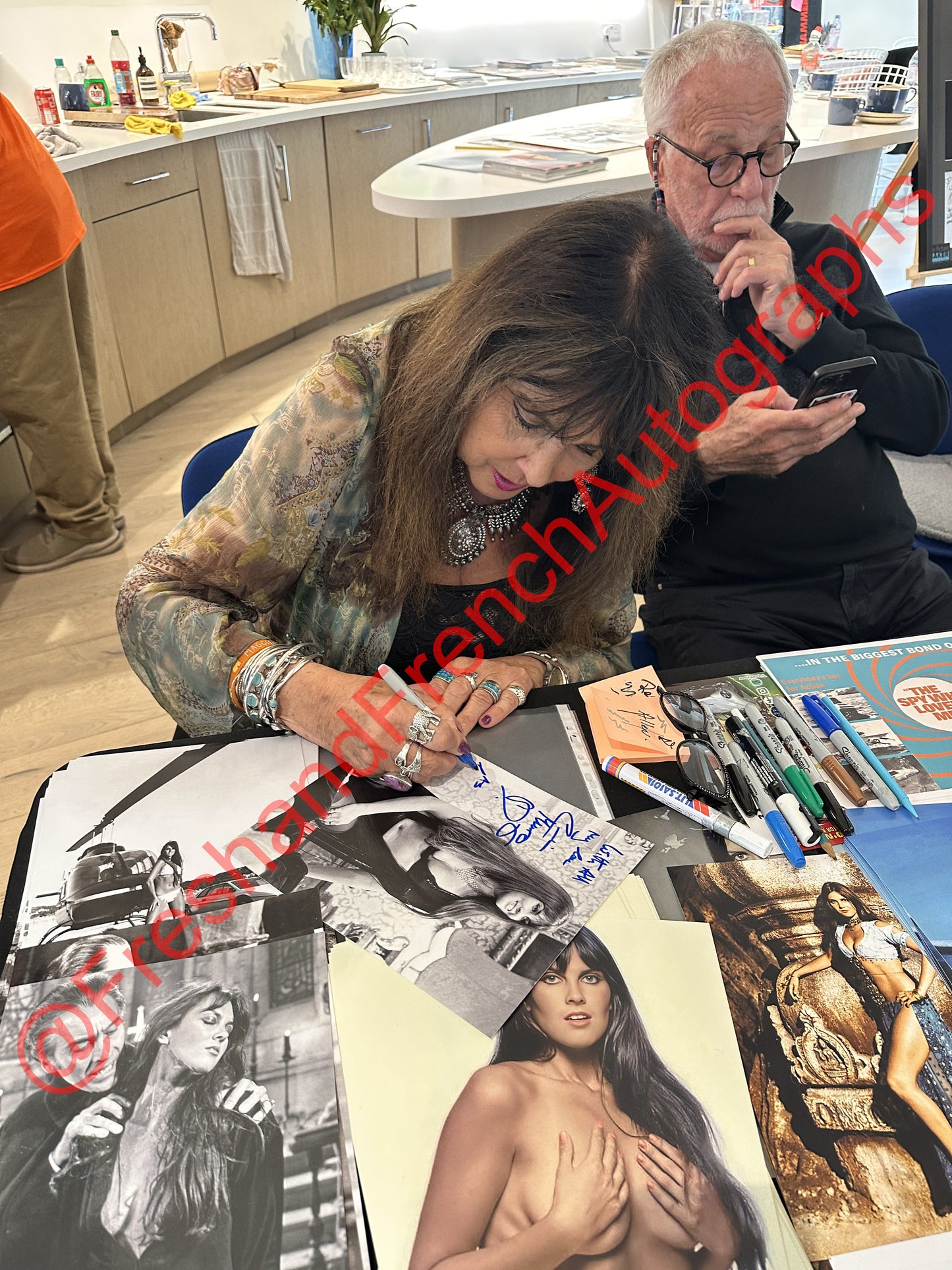 Caroline MUNRO