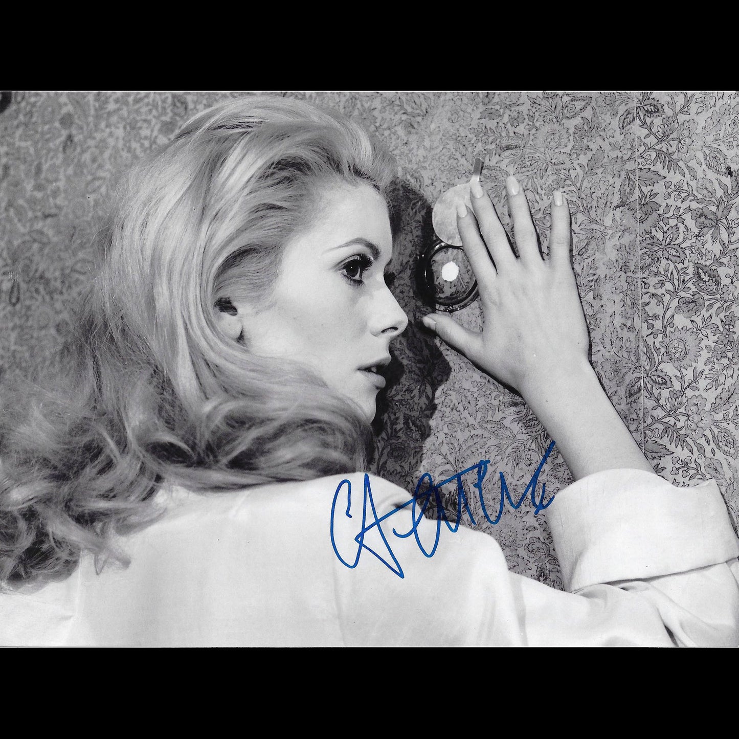 Catherine DENEUVE
