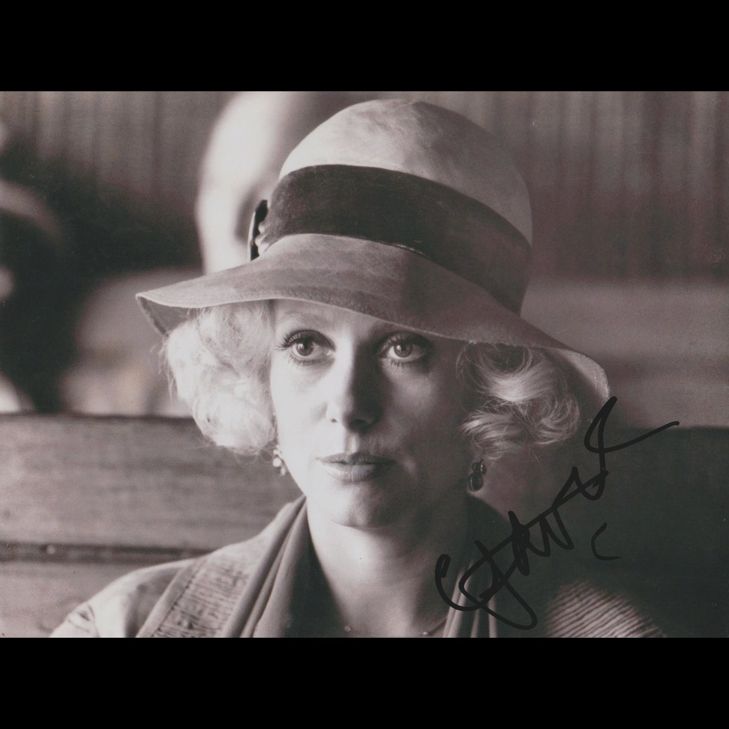 Catherine DENEUVE