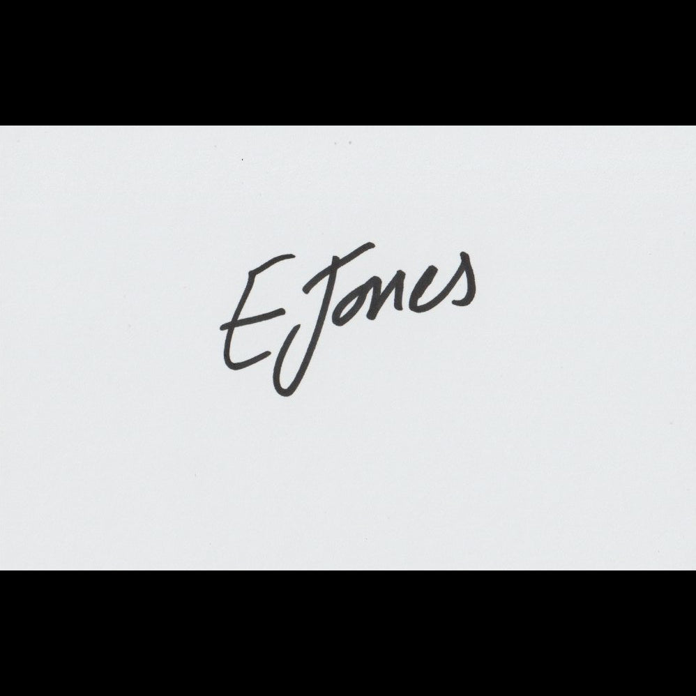 Emilia JONES