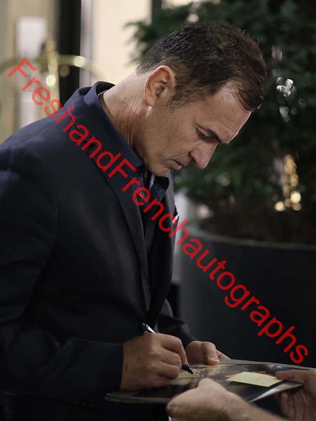 Julian MCMAHON
