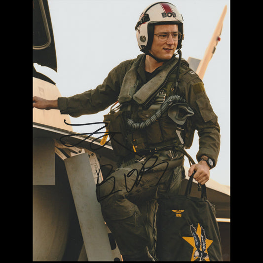 Lewis Pullman