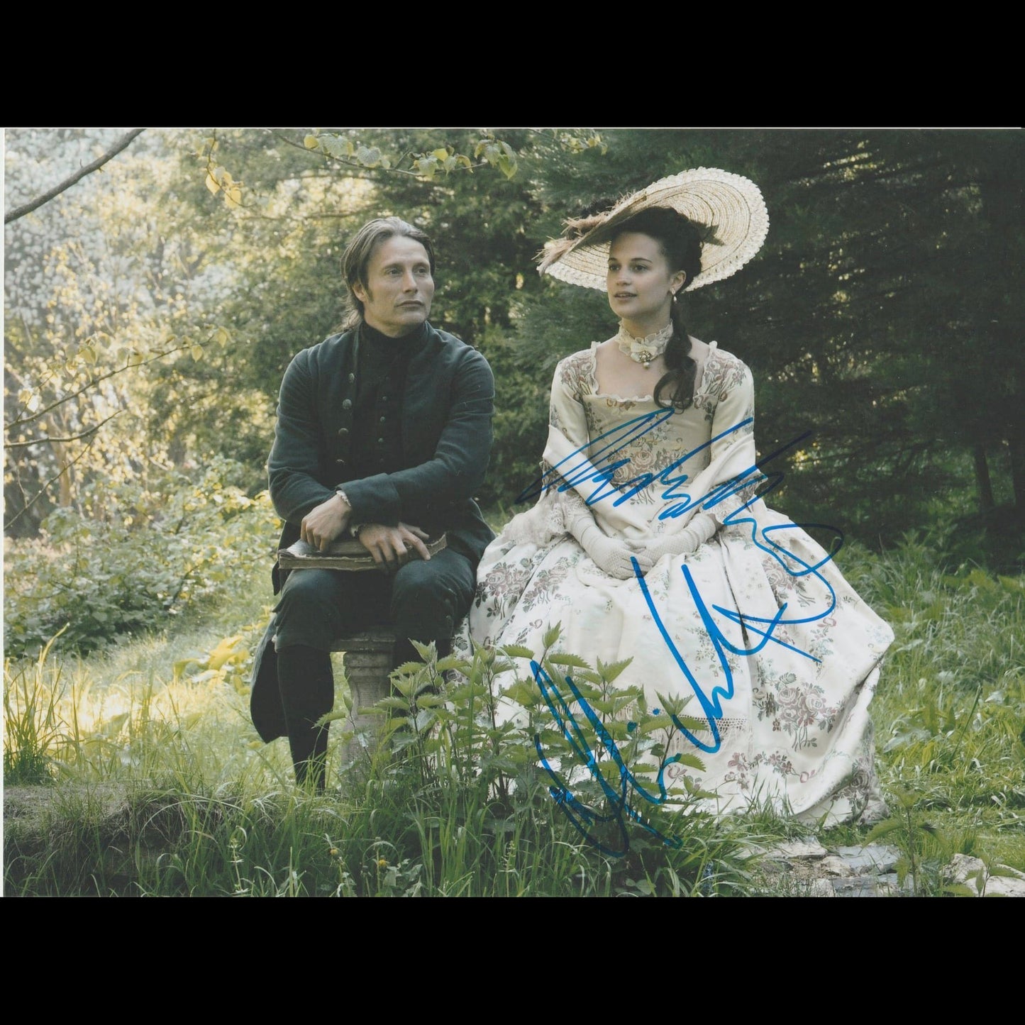 Mads MIKKELSEN & Alicia VIKANDER