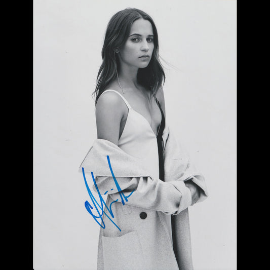 Alicia VIKANDER