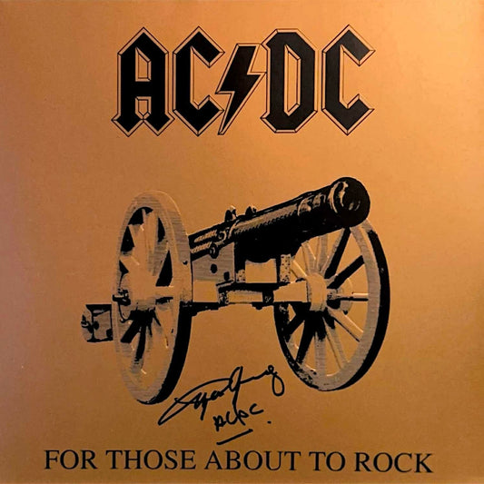 Angus YOUNG (AC/DC)
