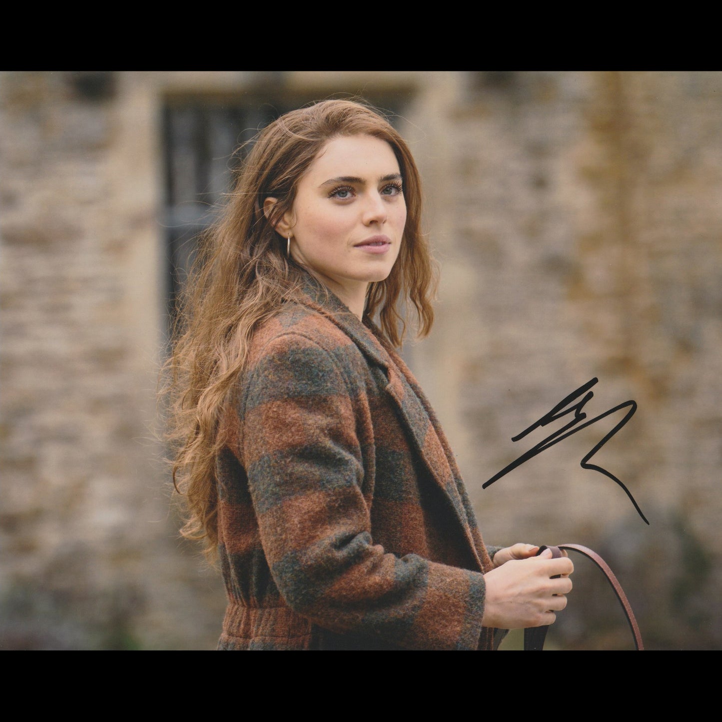 Bella MACLEAN (Rivals)
