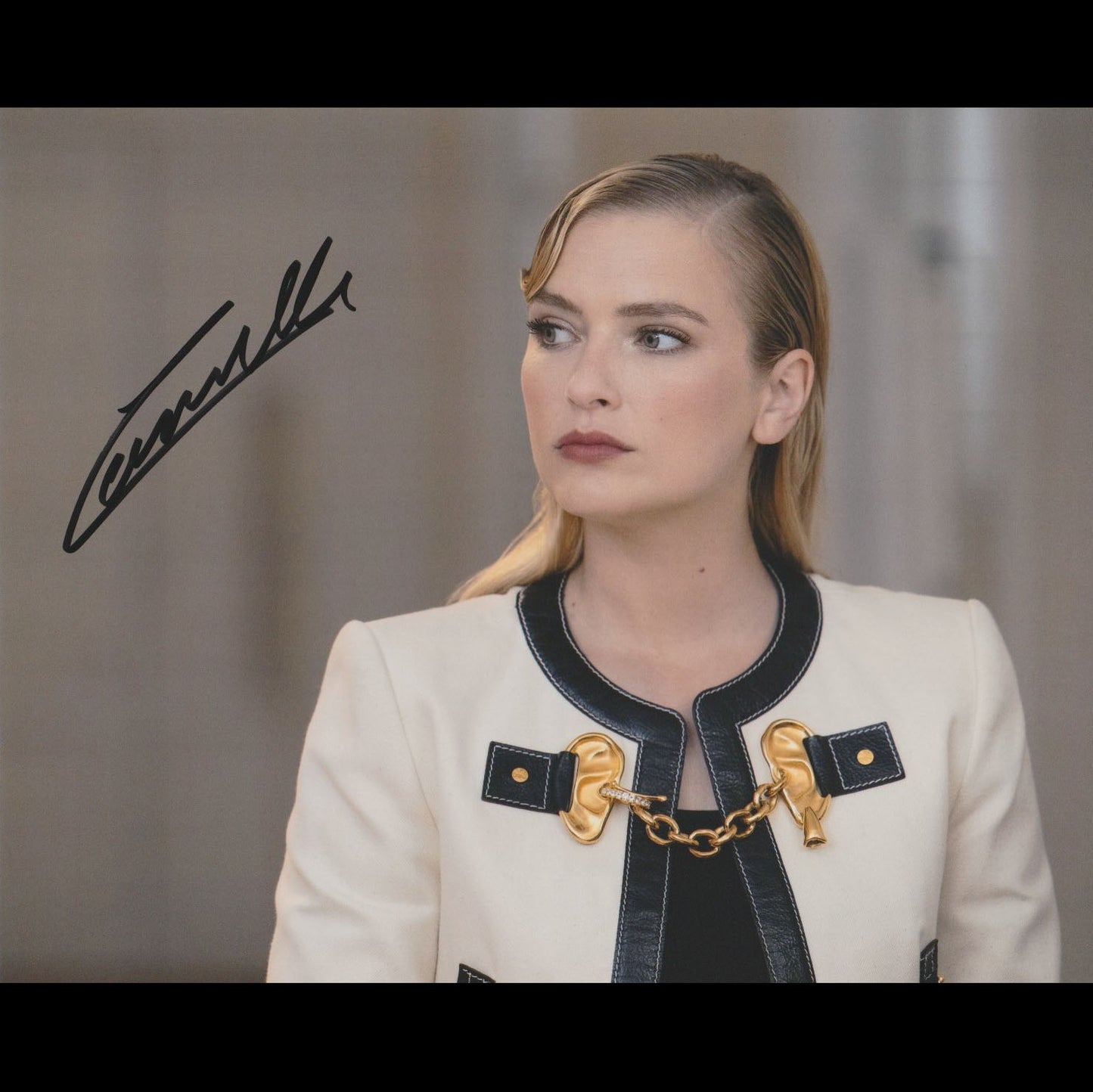 Camille RAZAT (Emily in Paris)