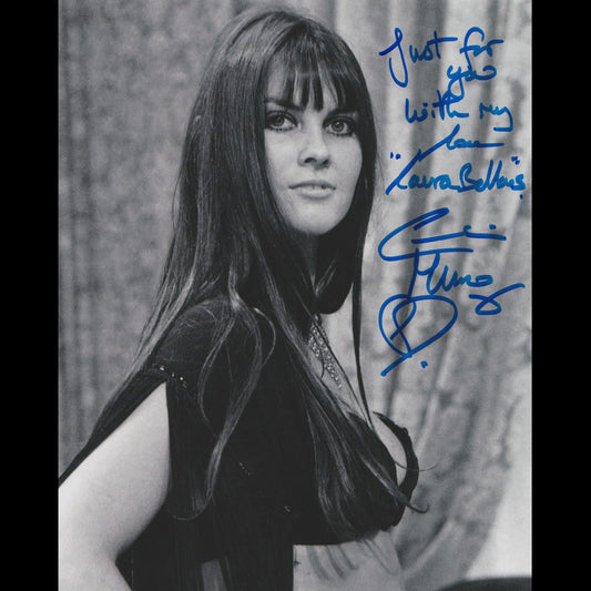 Caroline MUNRO
