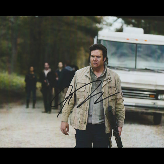 Josh McDERMITT (The Walking Dead)