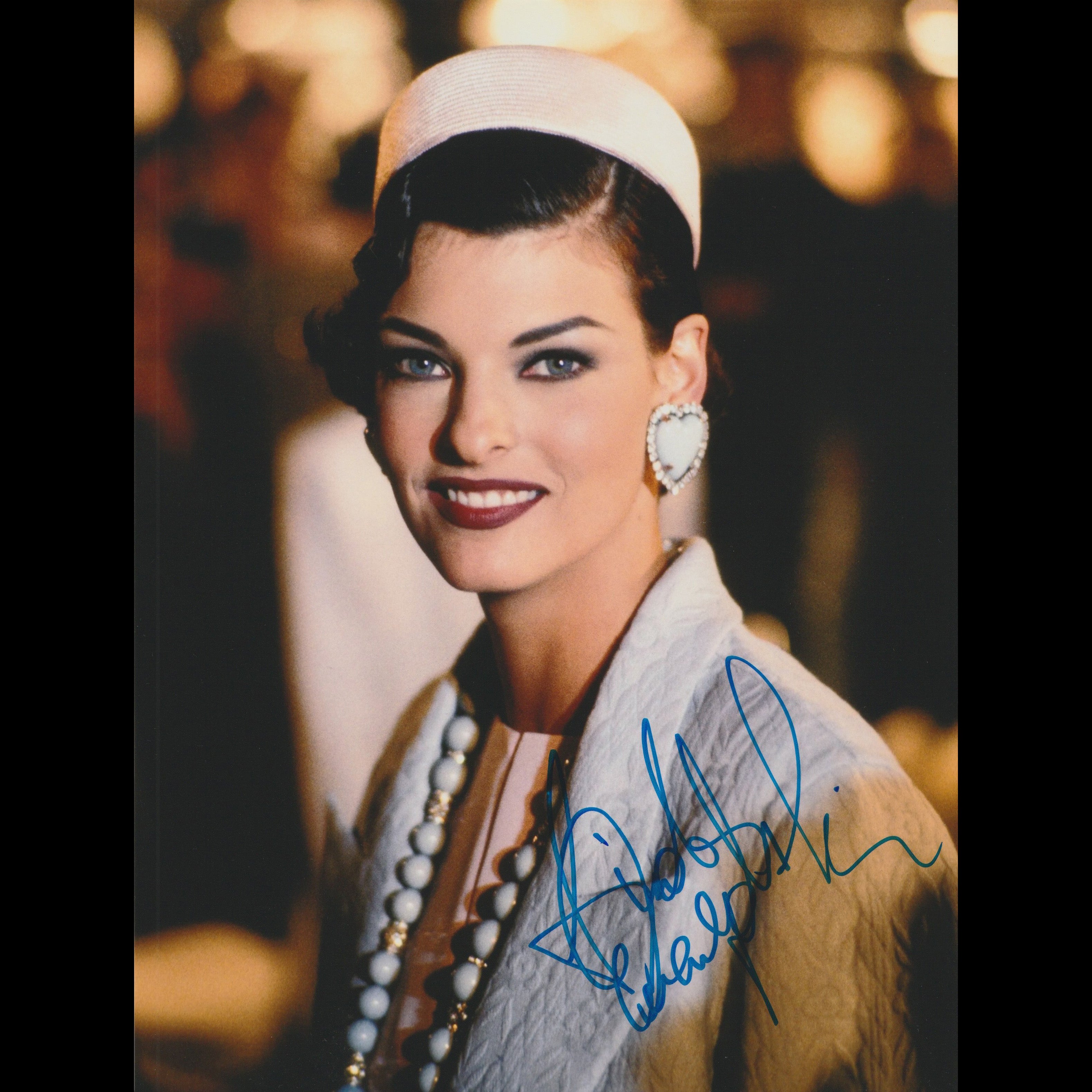 Linda Evangelista French Bob Linda EVANGELISTA – Fresh and French autographs
