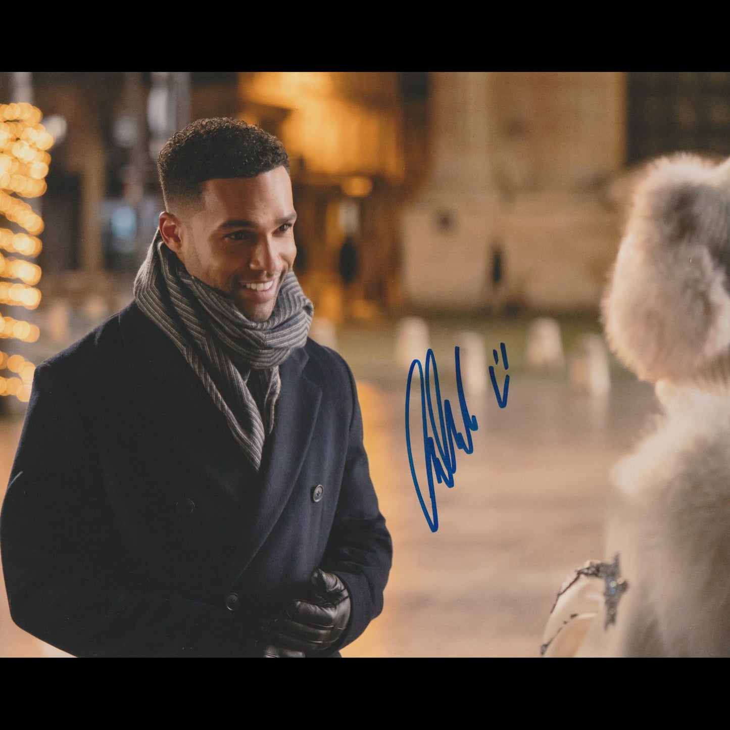 Lucien LAVISCOUNT (Emily in Paris)