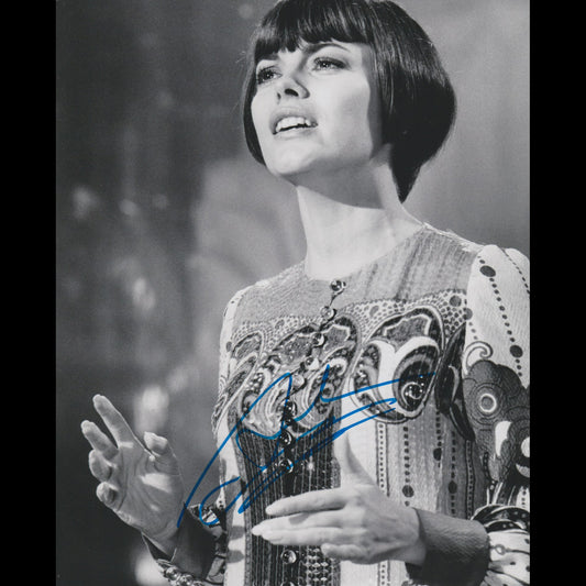 Mireille MATHIEU