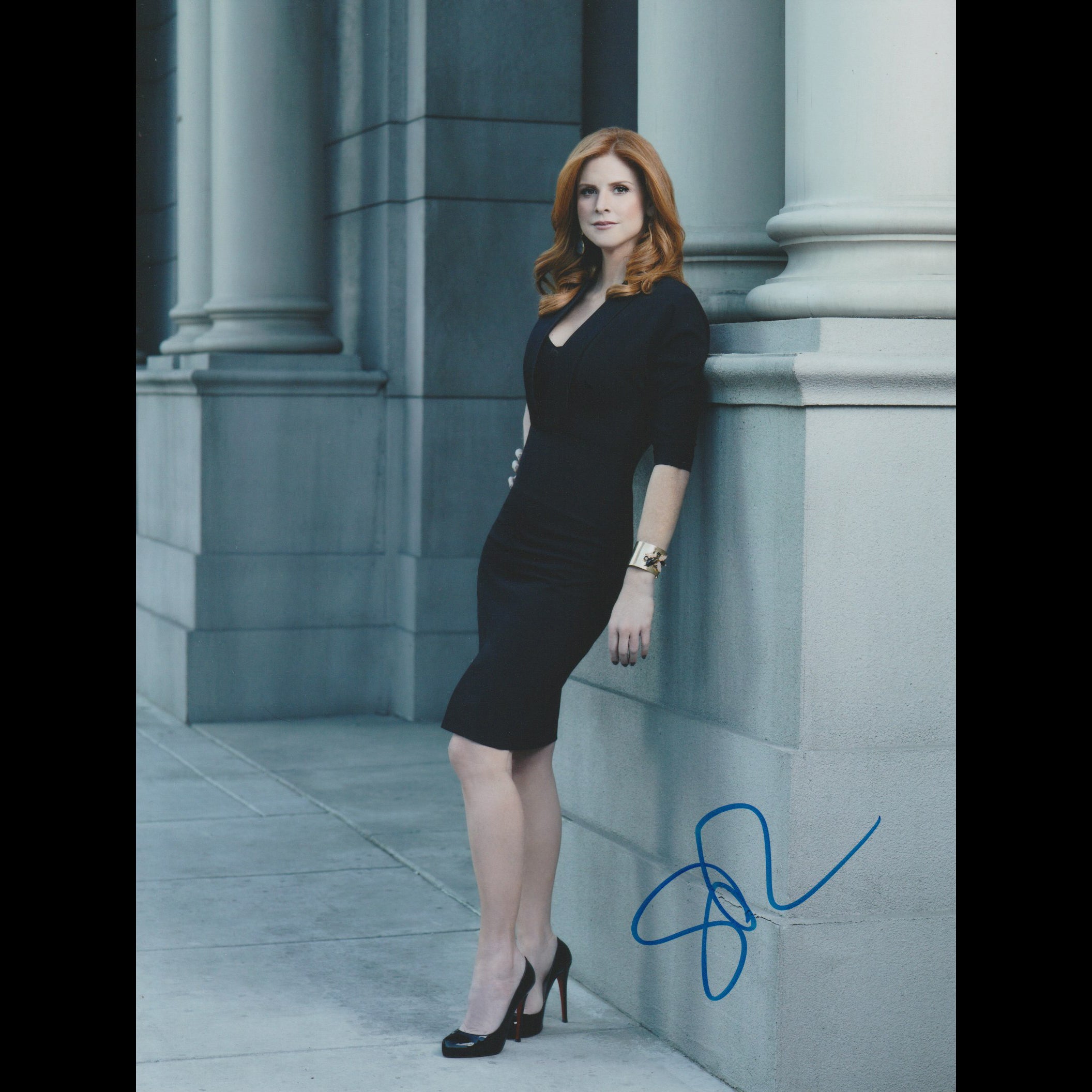 Sarah Rafferty Jacket Sarah RAFFERTY (Suits) – Fresh and French autographs